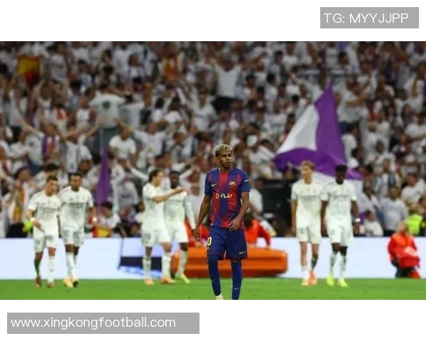 巴萨对亚马尔遭受不公待遇表示强烈不满皇马球员随意评论却未受惩罚 巴萨对亚马尔遭受不公待遇表示强烈不满皇马球员随意评论却未受惩罚