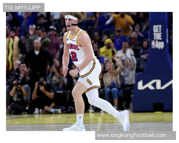 波杰谈与库里搭档的思考过程强硬防守下的默契配合之道