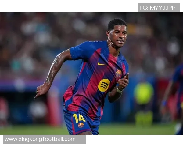 西甲第12轮最佳阵容揭晓莱万拉什福德阿尔瓦雷斯领衔出战