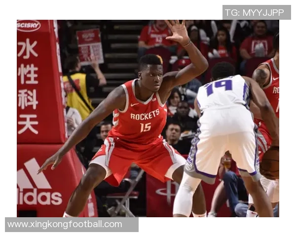 杰明半场火力全开五投四中三分球四记创个人新高助力球队争胜 杰明半场火力全开五投四中三分球四记创个人新高助力球队争胜