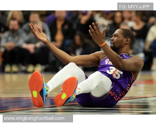 杜兰特赞年轻球员珍惜机会每天与他们相处感到快乐