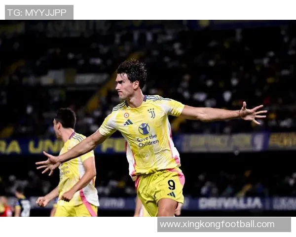 弗拉霍维奇欧冠赛场火力全开晒庆祝照继续向前冲刺