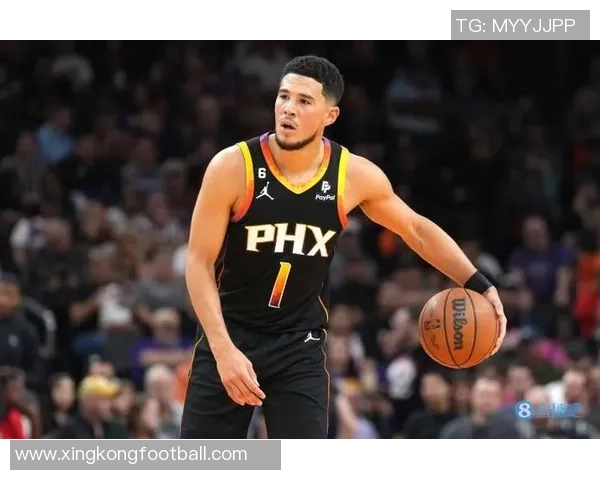 布克谈绝杀三分未中经历成长不后悔选择展现勇气与决心